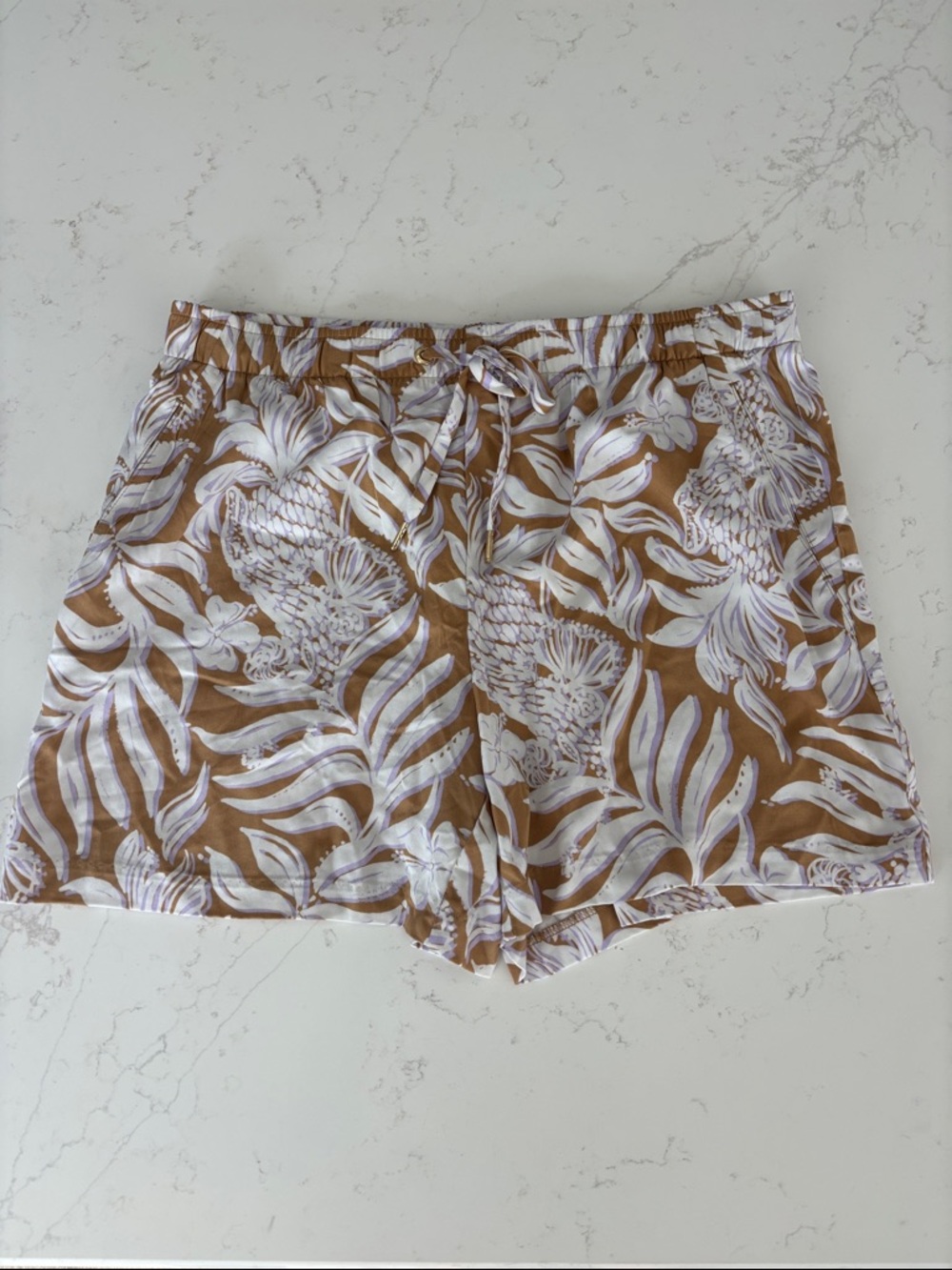 Lilly Pulitzer Croix  Shorts - Rattan Bon Vivants - Woman’s Medium - NWT
